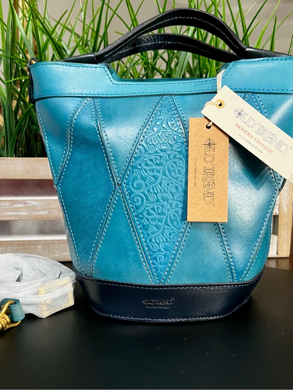 OLD TREND Primrose Leather Mini Turquoise Tote